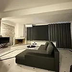 Daire M&f Meteora #1 *